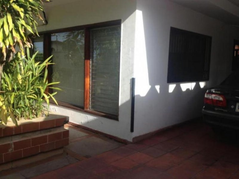 Foto Casa en Venta en La Lago, Maracaibo, Zulia - BsF 10.500.000 - CAV48209 - BienesOnLine