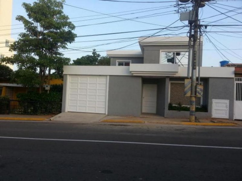 Foto Casa en Venta en La Lago, Maracaibo, Zulia - BsF 4.000.000 - CAV48442 - BienesOnLine