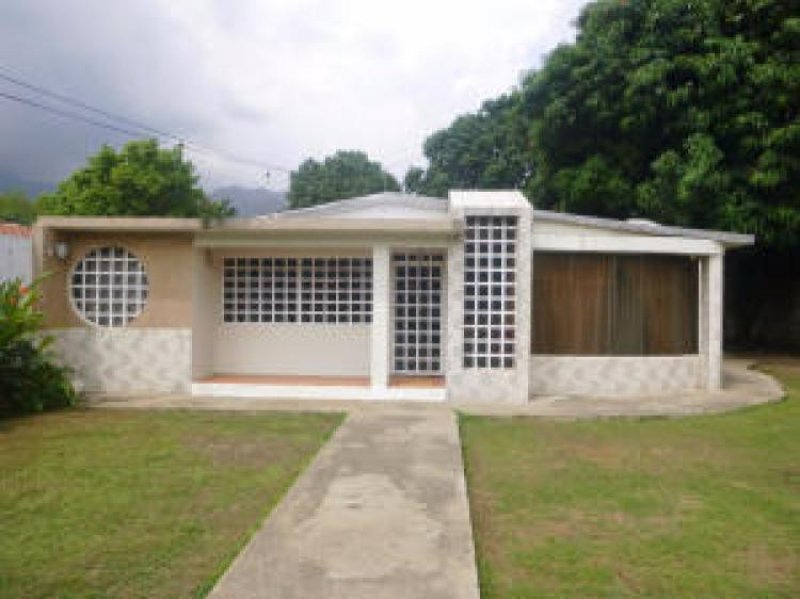 Foto Casa en Venta en El Limón, Aragua - BsF 185.000.000 - CAV79388 - BienesOnLine