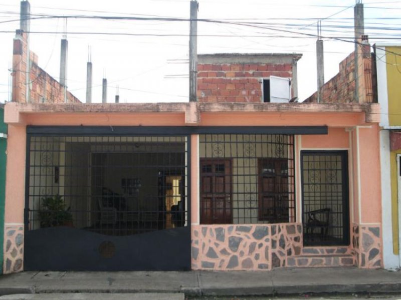 Foto Casa en Venta en Maturín, Monagas - BsF 30.000.000 - CAV70325 - BienesOnLine