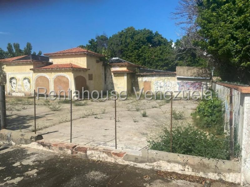 Foto Casa en Venta en Maracaibo, Zulia - U$D 1.300.000 - CAV240125 - BienesOnLine