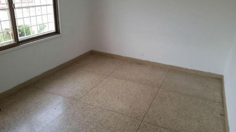 Foto Casa en Venta en Carabobo, Los Guayos, Carabobo - BsF 12.000.000 - CAV66721 - BienesOnLine