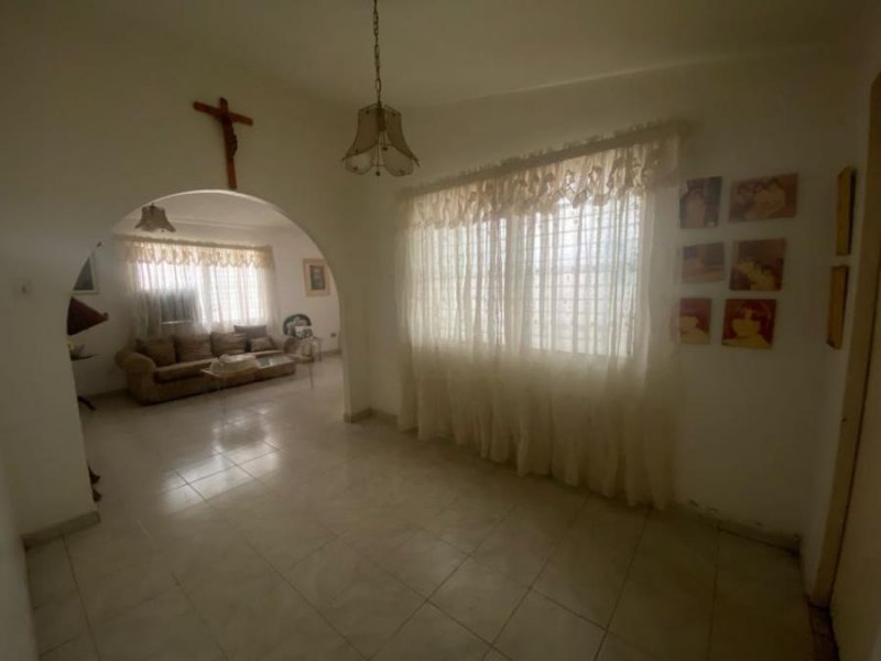 Foto Casa en Venta en Valencia, Valencia, Carabobo - U$D 24.000 - CAV233995 - BienesOnLine