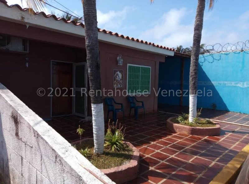 Foto Casa en Venta en Chichiriviche, Falcón - U$D 25.000 - CAV232355 - BienesOnLine