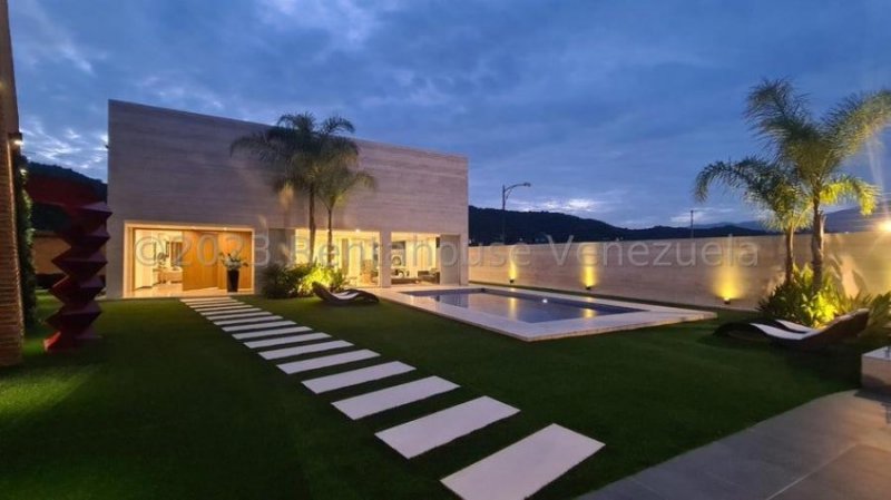 Foto Casa en Venta en PRADOS DEL ESTE, Caracas, Distrito Federal - U$D 1.750.000 - CAV244116 - BienesOnLine