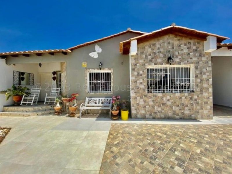 Foto Casa en Venta en Punto Fijo, Falcón - U$D 45.000 - CAV202007 - BienesOnLine