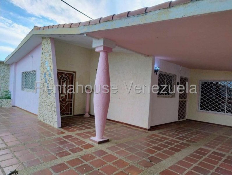 Foto Casa en Venta en Punto Fijo, Falcón - U$D 25.000 - CAV247052 - BienesOnLine