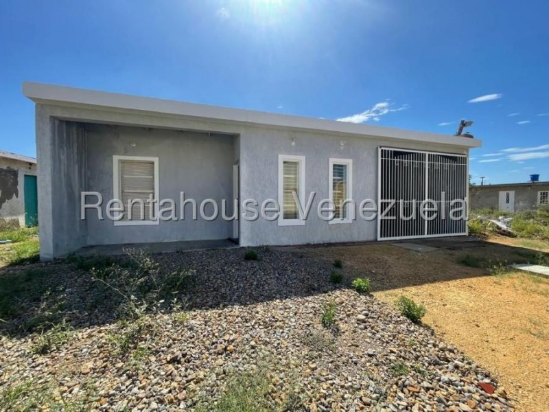 Foto Casa en Venta en Punto Fijo, Falcón - U$D 13.000 - CAV242773 - BienesOnLine