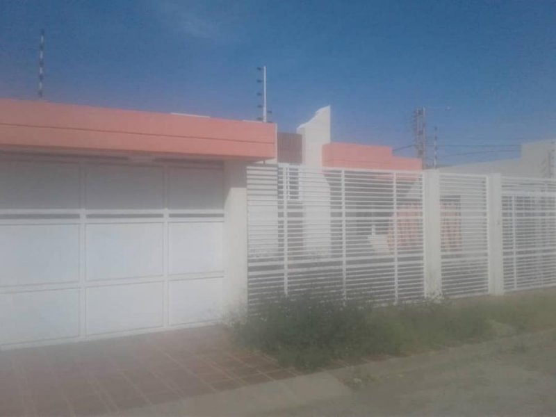 Foto Casa en Venta en punta cardon, Punto Fijo, Falcón - BsF 95.000 - CAV121891 - BienesOnLine