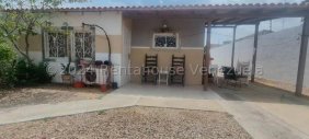 Casa en Venta en  Punto Fijo, Falcón