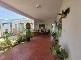 Casa en Venta en  Punto Fijo, Falcón