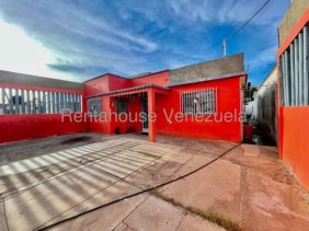 Casa en Venta en  Punto Fijo, Falcón