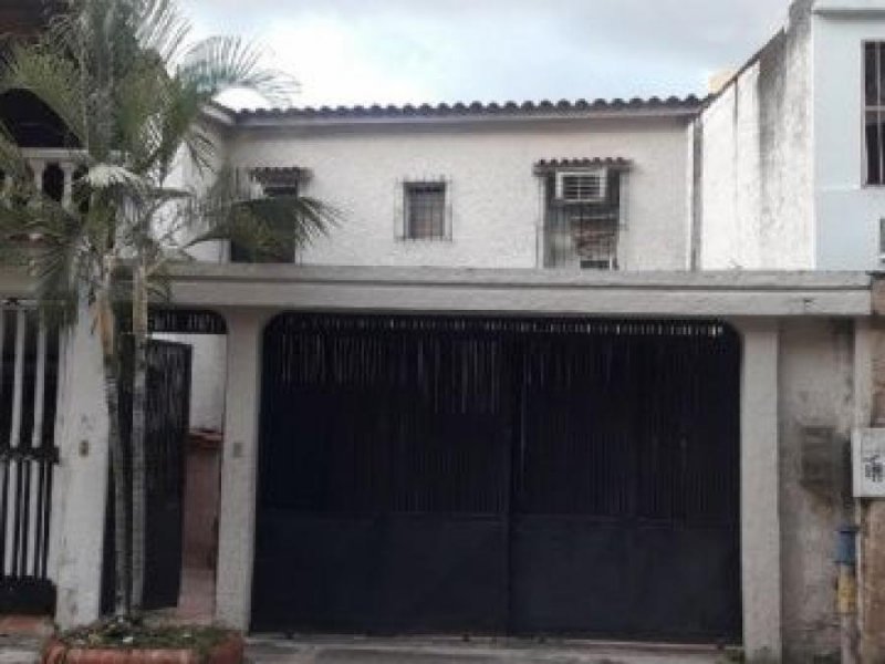 Foto Casa en Venta en Valencia, Carabobo - U$D 27.000 - CAV97470 - BienesOnLine