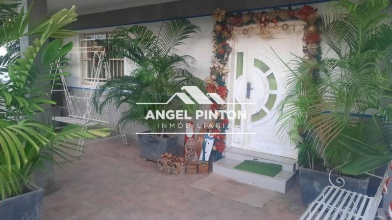 Foto Casa en Venta en Maracaibo, Zulia - U$D 48.000 - CAV241385 - BienesOnLine