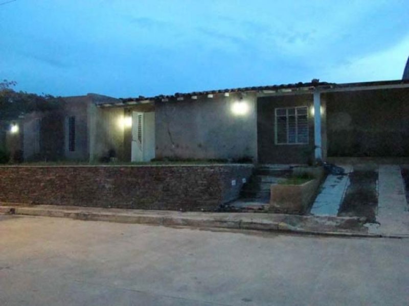 Foto Casa en Venta en San Diego, Carabobo - BsF 2.300.000 - CAV44449 - BienesOnLine