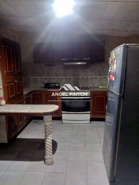 CASA EN VENTA EN SAN JACINTO MARACAIBO API 69987