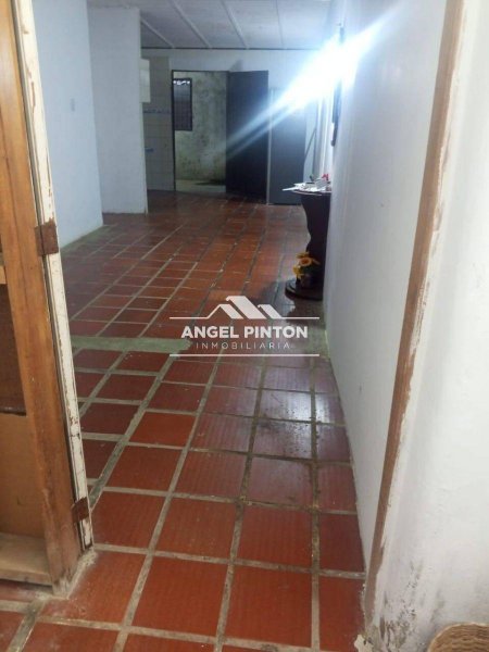 CASA EN VENTA EN SAN JACINTO MARACAIBO API 7106