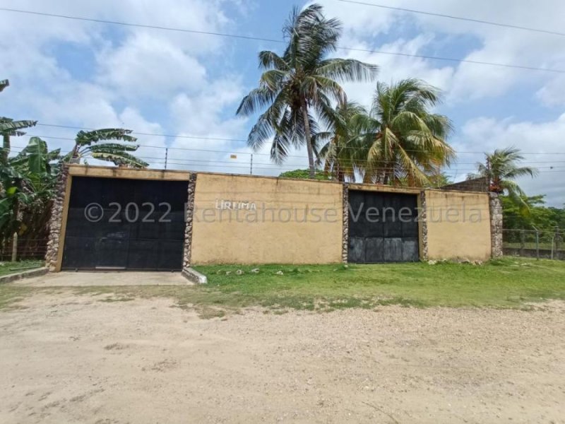 Casa en Venta en  Punto Fijo, Falcón