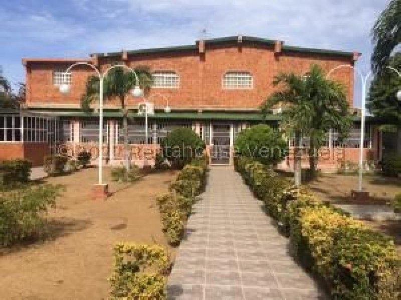 Casa en Venta en  Punto Fijo, Falcón