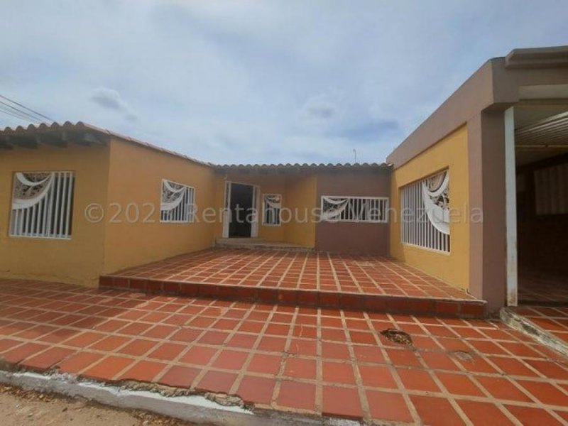 Foto Casa en Venta en Maracaibo, Zulia - U$D 26.000 - CAV211630 - BienesOnLine