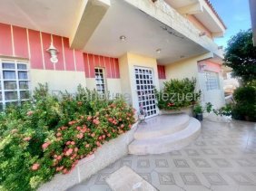 Casa en Venta en  Punto Fijo, Falcón