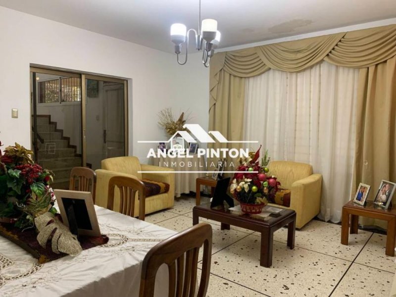 Foto Casa en Venta en Maracaibo, Zulia - U$D 50.000 - CAV245843 - BienesOnLine