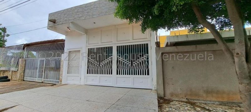 Foto Casa en Venta en Maracaibo, Zulia - U$D 11.000 - CAV216063 - BienesOnLine