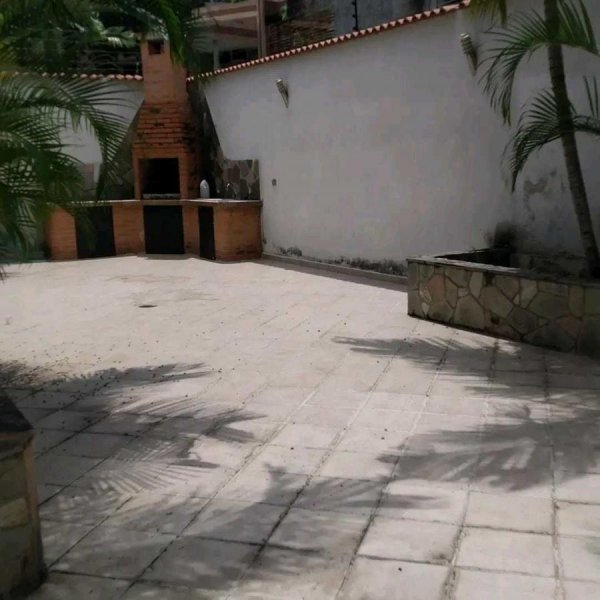 Foto Casa en Venta en Valencia, Valencia, Carabobo - U$D 150.000 - CAV234302 - BienesOnLine