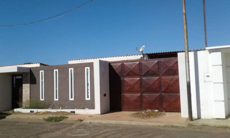 Foto Casa en Venta en Punto Fijo, Punto Fijo, Falcón - BsF 15.000 - CAV123094 - BienesOnLine