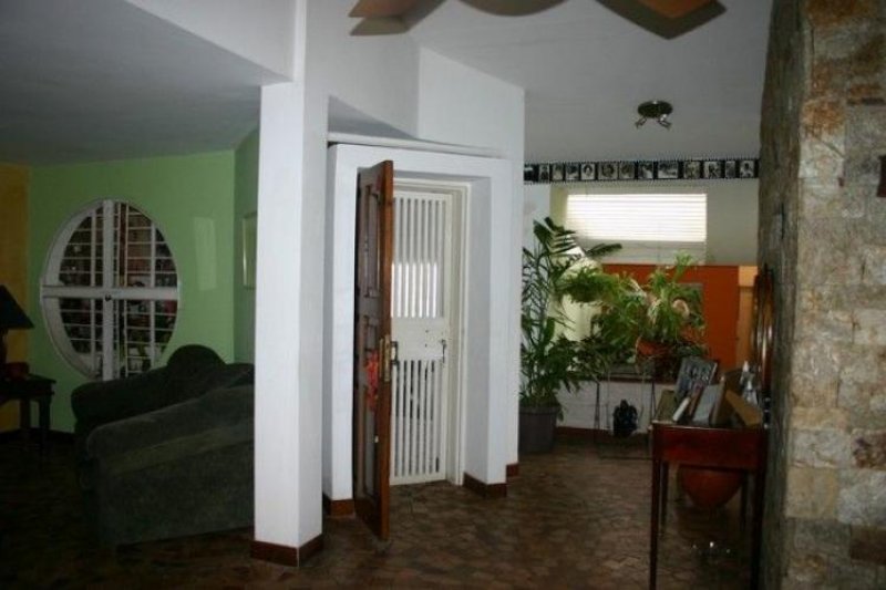 Foto Casa en Venta en El Parral, Valencia, Carabobo - BsF 6.200.000 - CAV49757 - BienesOnLine