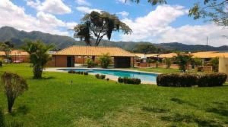 Foto Casa en Venta en Valle de Oro, San Diego, Carabobo - U$D 50.000 - CAV136360 - BienesOnLine