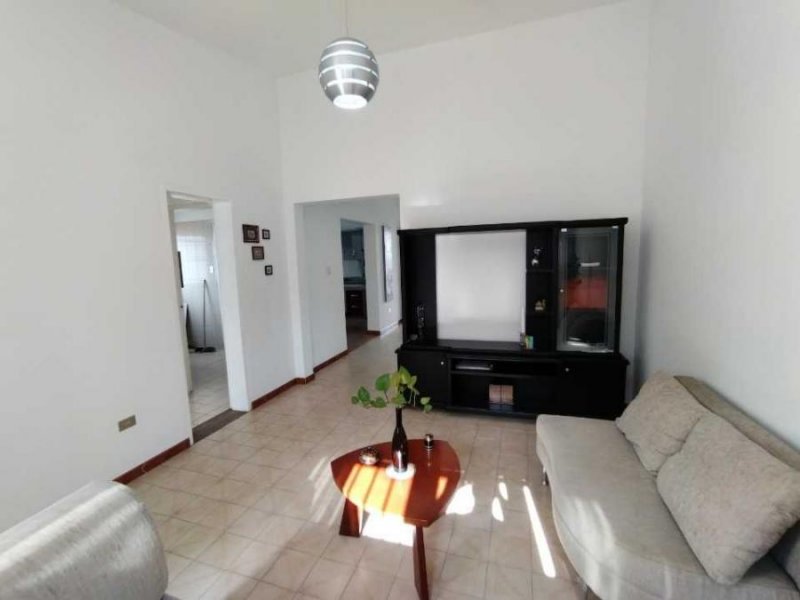 Foto Casa en Venta en Valencia, Valencia, Carabobo - U$D 130.000 - CAV211055 - BienesOnLine