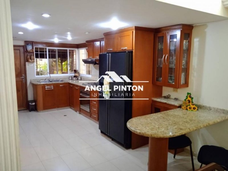 Foto Casa en Venta en Maracaibo, Zulia - U$D 55.000 - CAV240358 - BienesOnLine