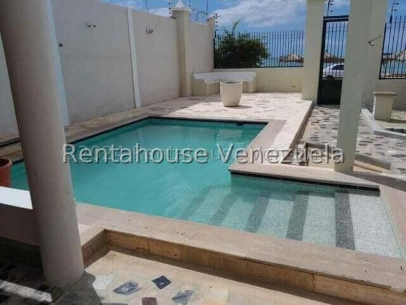 Casa en Venta en  Punto Fijo, Falcón