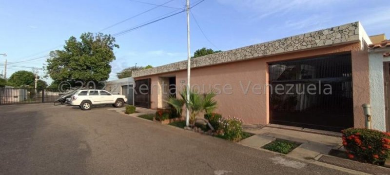 Foto Casa en Venta en Maracaibo, Zulia - U$D 50.000 - CAV238818 - BienesOnLine