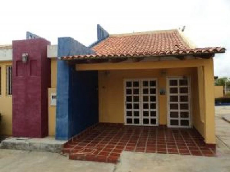 Foto Casa en Venta en Tucacas, , Falcón - BsF 30.000.000 - CAV87160 - BienesOnLine