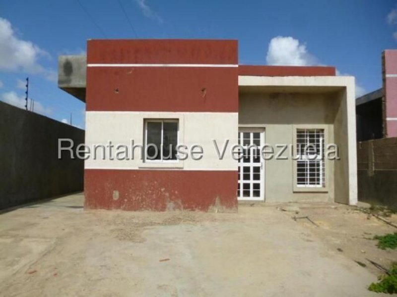 Foto Casa en Venta en Punto Fijo, Falcón - U$D 12.200 - CAV242604 - BienesOnLine