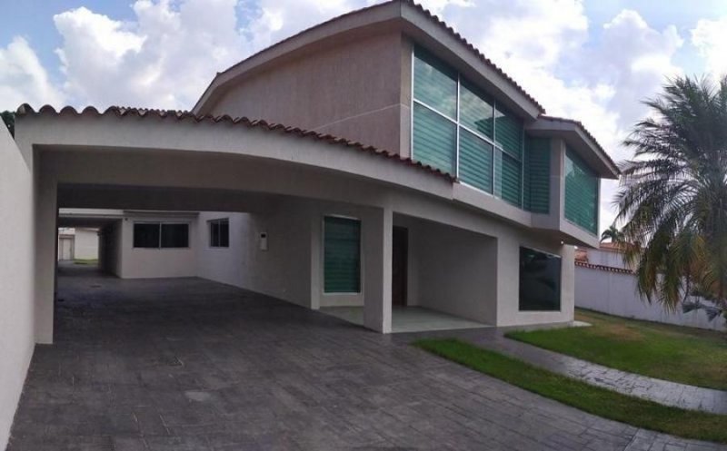 Foto Casa en Venta en Guataparo country club, guataparo country club, Carabobo - U$D 1.200.000 - CAV138466 - BienesOnLine