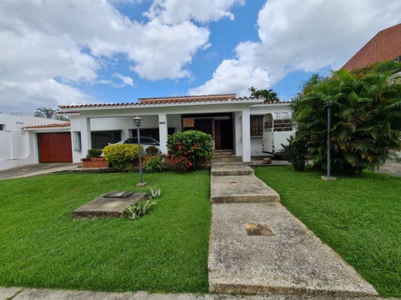 Foto Casa en Venta en Valencia, Valencia, Carabobo - U$D 330.000 - CAV160452 - BienesOnLine