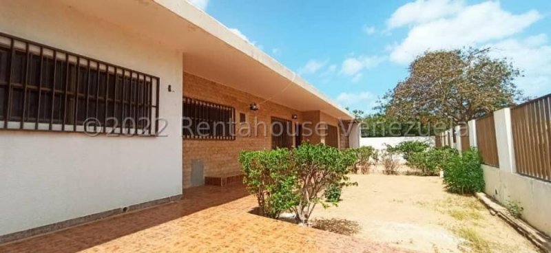 Foto Casa en Venta en Judibana, Falcón - U$D 60.000 - CAV196291 - BienesOnLine