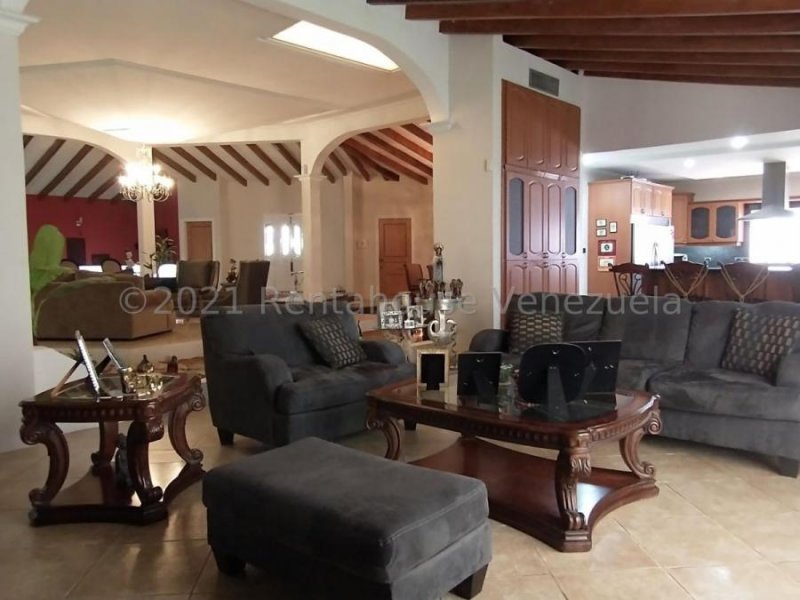 Foto Casa en Venta en Judibana, Falcón - U$D 470.000 - CAV195931 - BienesOnLine