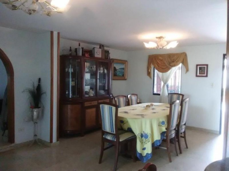 Foto Casa en Venta en La Entrada, Naguanagua, Carabobo - U$D 75.000 - CAV139981 - BienesOnLine