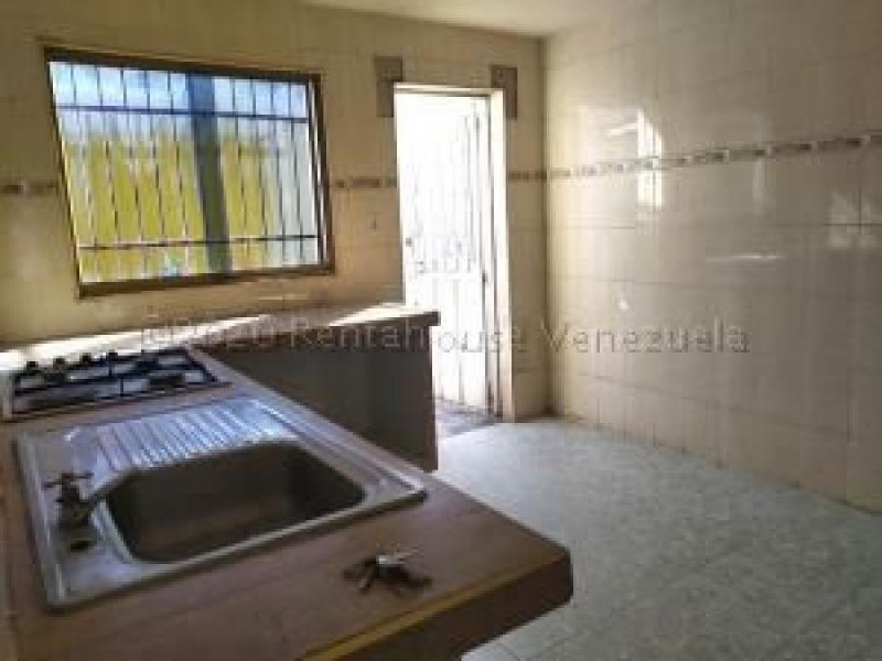 Foto Casa en Venta en La Esmeralda, San Diego, Carabobo - U$D 23.000 - CAV138905 - BienesOnLine