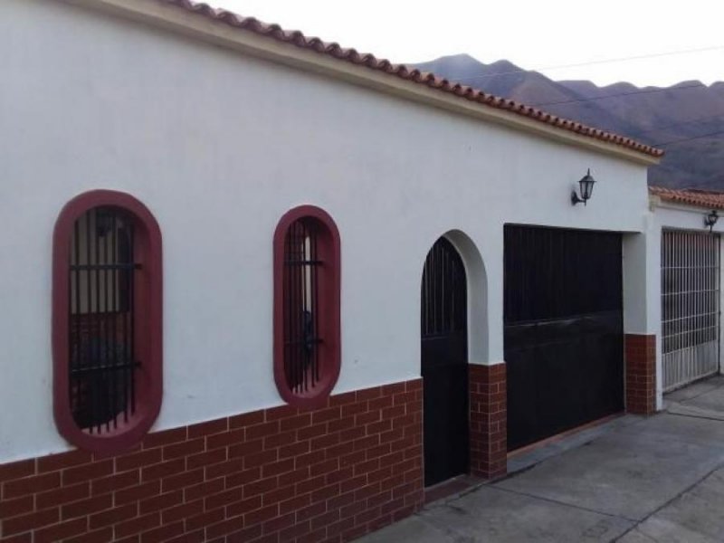 Foto Casa en Venta en La esmeralda, San Diego, Carabobo - U$D 30.000 - CAV133933 - BienesOnLine