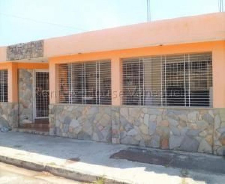 Foto Casa en Venta en La Esmeralda, San Diego, Carabobo - U$D 35.000 - CAV140275 - BienesOnLine