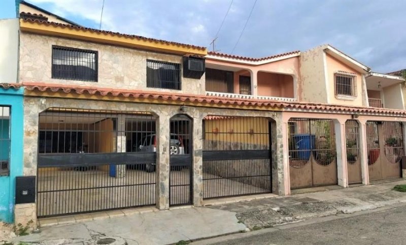 Foto Casa en Venta en la esmeralda, San Diego, Carabobo - U$D 33.000 - CAV154299 - BienesOnLine