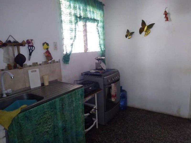 Foto Casa en Venta en Valencia, Valencia, Carabobo - U$D 21.000 - CAV210909 - BienesOnLine