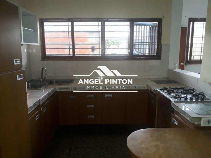 Foto Casa en Venta en Oeste, Maracaibo, Zulia - U$D 17.500 - CAV247975 - BienesOnLine