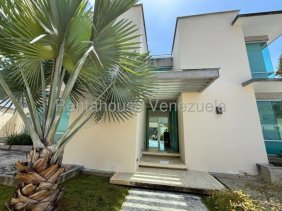 Casa en Venta en la lagunita country club Caracas, Distrito Federal