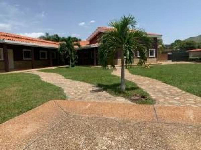 Foto Casa en Venta en San Diego, Carabobo - U$D 110.000 - CAV135871 - BienesOnLine